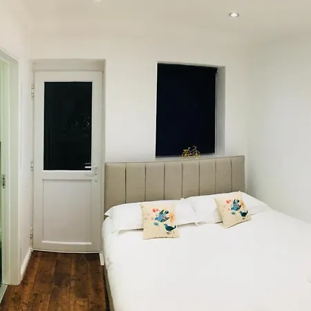 Apartamento Fountain View 1Br Flat Oxford - Free Parking Exterior foto