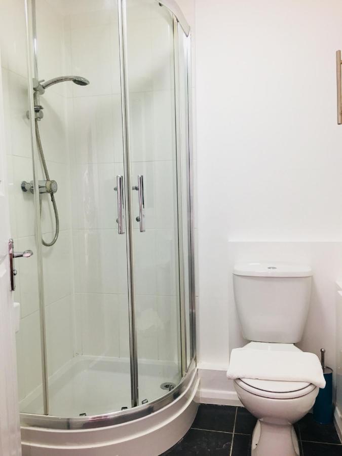 Fountain View 1br Flat - Free Parking Apartment *